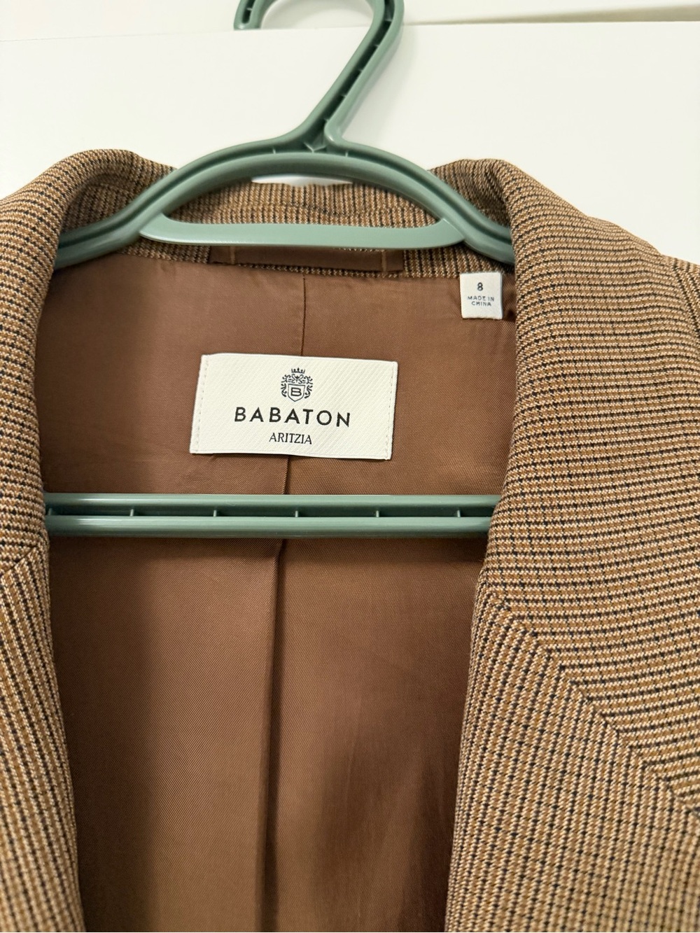 Aritzia Babaton Producer Blazer -size 8